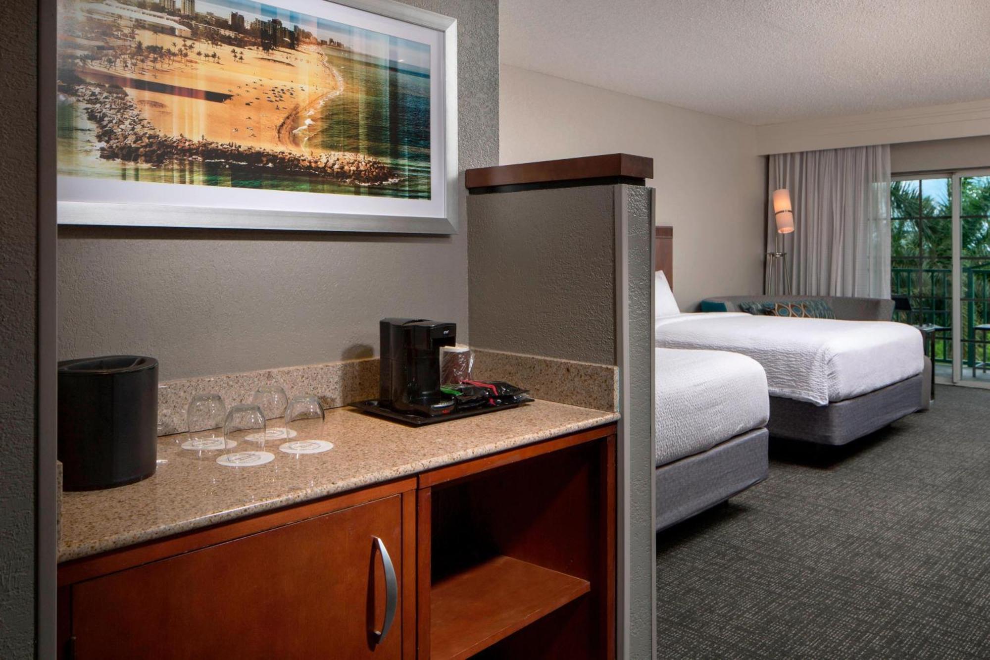 Courtyard By Marriott Fort Lauderdale Airport & Cruise Port Dania Beach Kültér fotó