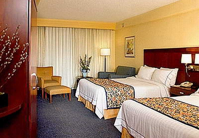 Courtyard By Marriott Fort Lauderdale Airport & Cruise Port Dania Beach Szoba fotó