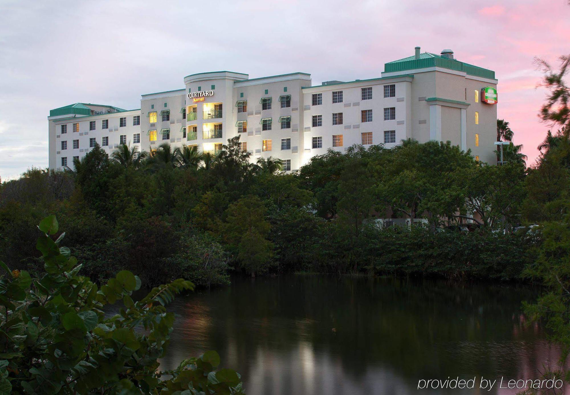 Courtyard By Marriott Fort Lauderdale Airport & Cruise Port Dania Beach Kültér fotó