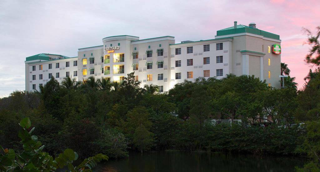 Courtyard By Marriott Fort Lauderdale Airport & Cruise Port Dania Beach Kültér fotó